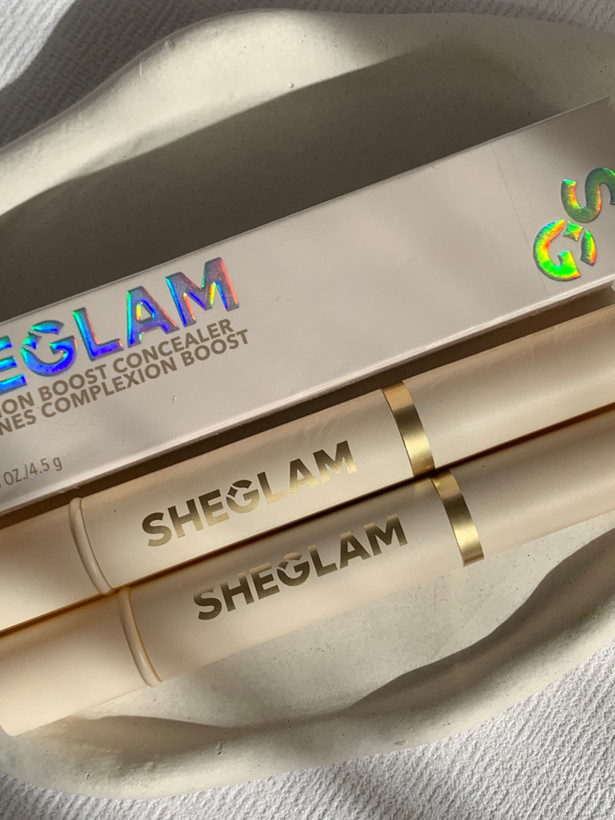 SHEGLAM COMPLEXION BOOST CONCEALER ANTI-CERNES COMPLEXIÓN BOOST